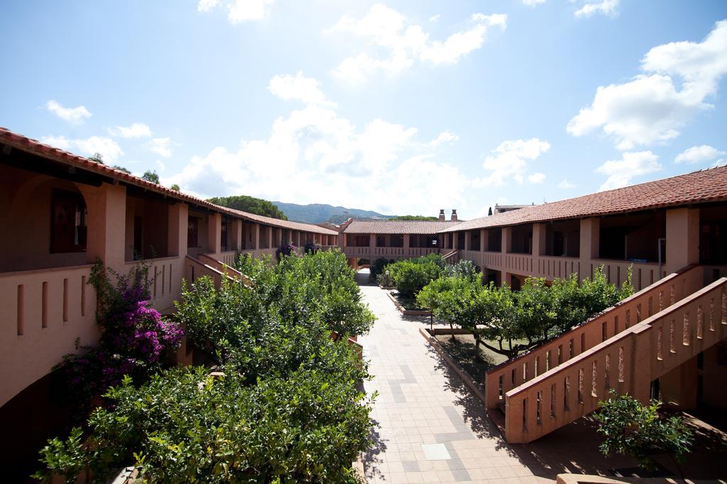 Hotel Club Esse Cala Bitta Baja Cerdeña Exterior foto